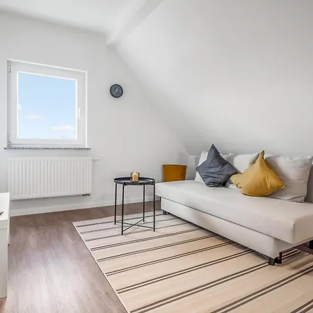 Moderne - Naehe Messe / Flughafen Apartment Lohmar