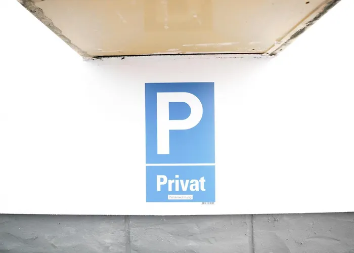 Moderne - Naehe Messe / Flughafen *