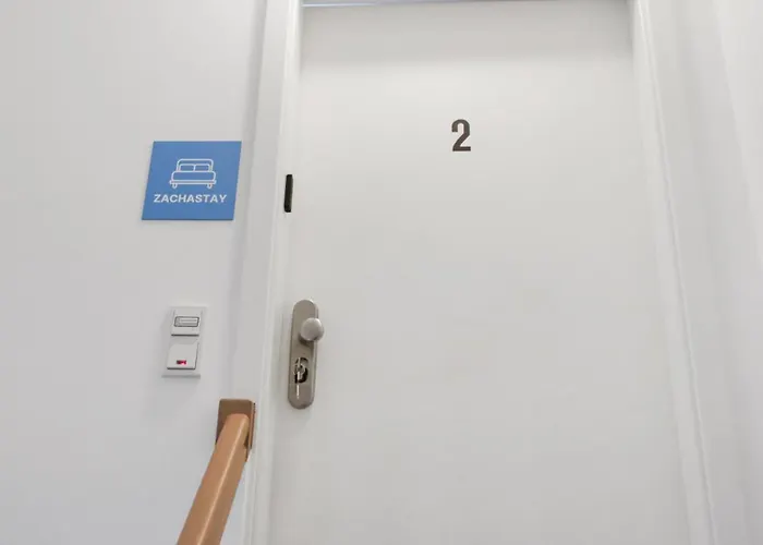 Moderne - Naehe Messe / Flughafen *